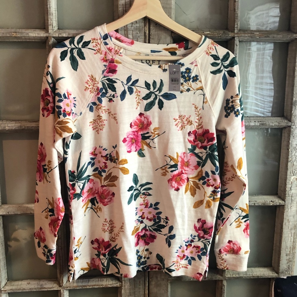 🎀NEW🎀LOFT Floral Top - Picture 2 of 6
